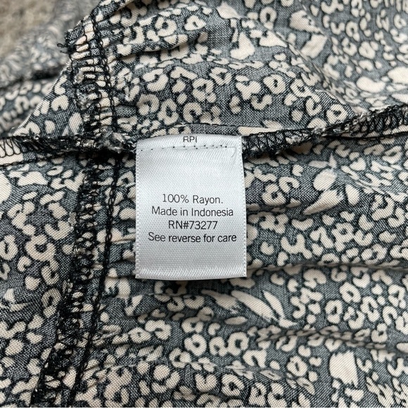 Nine West Button Front Tiered Drop Waist Mini Dress in Cheetah Ditsy Medium - Picture 7 of 10